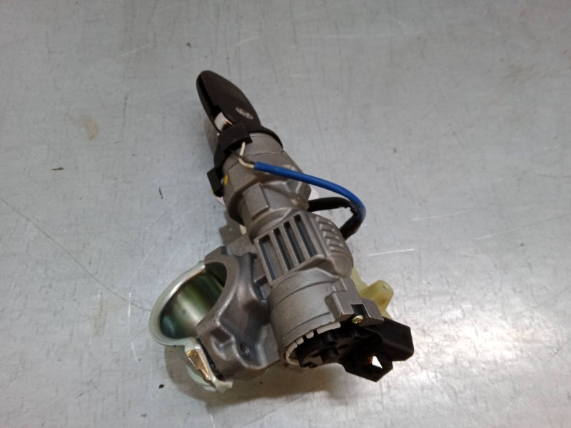 Recambio de clausor para hyundai i20 ii (gb, ib) 1.2 referencia OEM IAM   