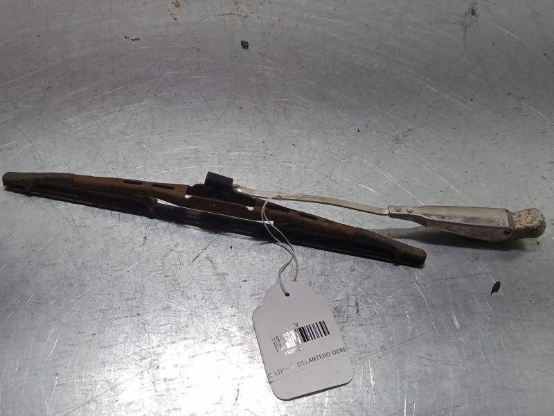 Recambio de brazo limpia delantero derecho para citroën 2 cv 6 referencia OEM IAM    Recambio de brazo limpia delantero derecho para citroën 2 cv 6 referencia OEM IAM