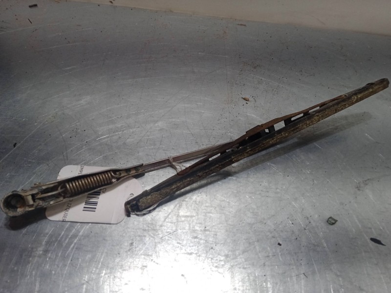 Recambio de brazo limpia delantero izquierdo para citroën 2 cv 6 referencia OEM IAM   