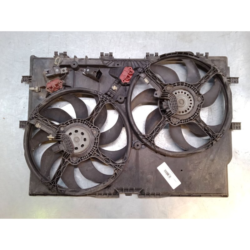 Recambio de electroventilador para peugeot box bus17 l4h2 160 box bus17 l4h2 160 referencia OEM IAM F9524 F9525  
