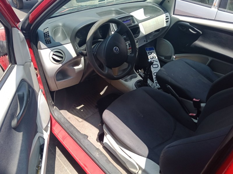 fiat punto (188_) del año 2004