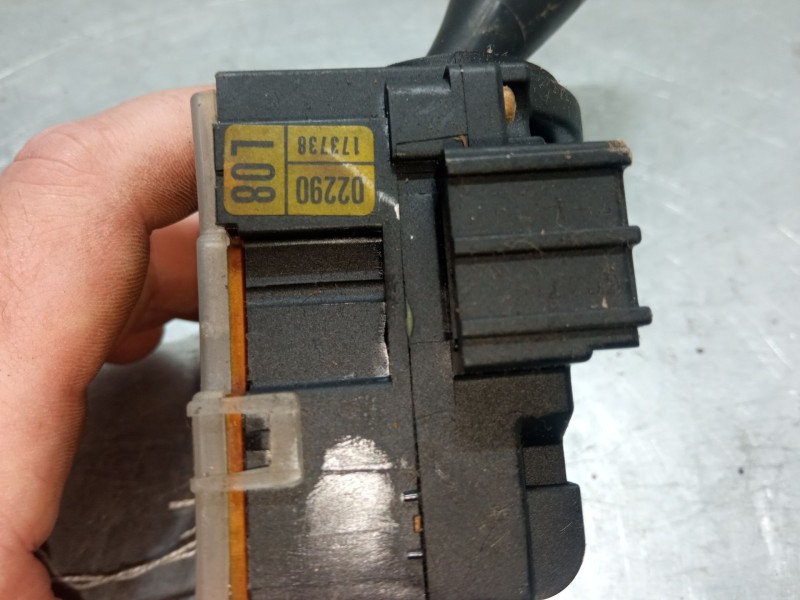 Recambio de mando limpiaparabrisas para toyota corolla (_e12_) 2.0 d-4d (cde120r_, cde120l_) referencia OEM IAM   