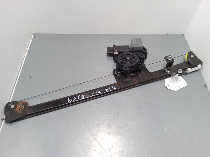 Recambio de elevalunas electrico delantero derecho para peugeot box bus17 l4h2 160 box bus17 l4h2 160 referencia OEM IAM 1368917