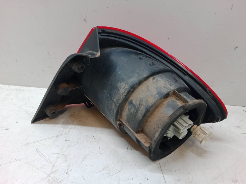 Recambio de piloto trasero izquierdo para seat toledo iii (5p2) 2.0 fsi referencia OEM IAM   