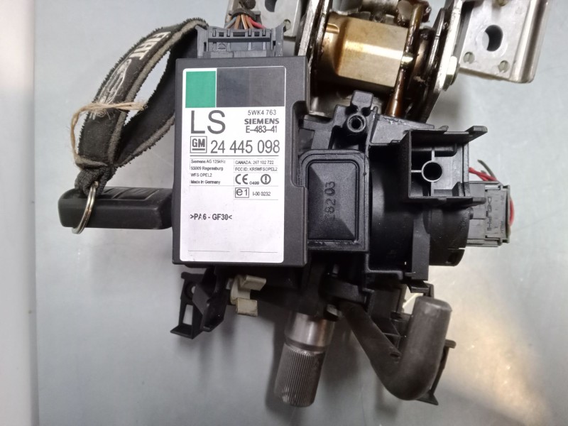 Recambio de columna direccion para opel combo tour 1.7 dti 16v referencia OEM IAM 08621200  