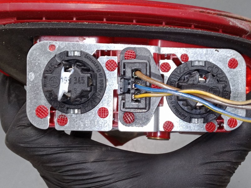 Recambio de piloto trasero porton derecho para bmw x5 (e53) 4.4 i referencia OEM IAM 840901207   Recambio de piloto trasero porton derecho para bmw x5 (e53) 4.4 i referencia OEM IAM 840901207