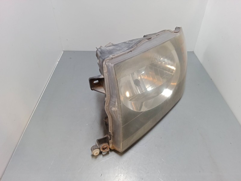 Recambio de faro izquierdo para mitsubishi montero io i (h6_w, h7_w) 1.8 gdi (h66w, h76w) referencia OEM IAM    Recambio de faro izquierdo para mitsubishi montero io i (h6_w, h7_w) 1.8 gdi (h66w, h76w) referencia OEM IAM