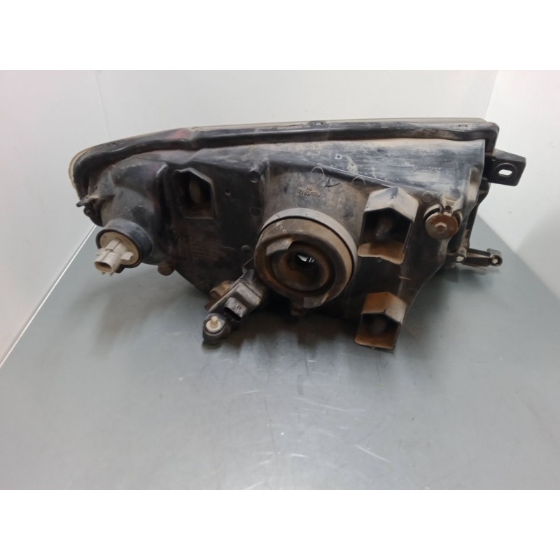 Recambio de faro izquierdo para mitsubishi montero io i (h6_w, h7_w) 1.8 gdi (h66w, h76w) referencia OEM IAM    Recambio de faro izquierdo para mitsubishi montero io i (h6_w, h7_w) 1.8 gdi (h66w, h76w) referencia OEM IAM