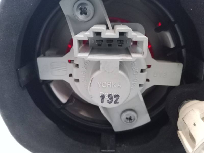 Recambio de piloto trasero izquierdo para seat toledo iii (5p2) 2.0 fsi referencia OEM IAM   