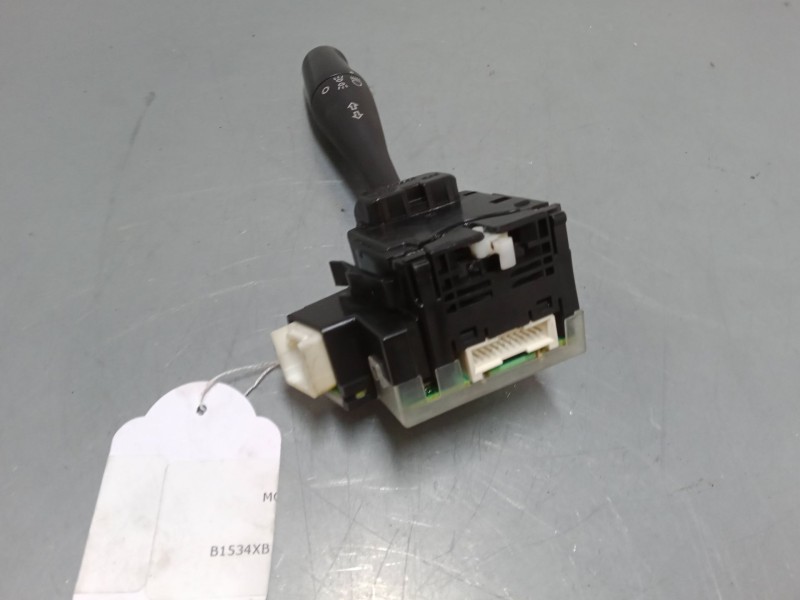 Recambio de mando luces para mitsubishi montero io i (h6_w, h7_w) 1.8 gdi (h66w, h76w) referencia OEM IAM    Recambio de mando luces para mitsubishi montero io i (h6_w, h7_w) 1.8 gdi (h66w, h76w) referencia OEM IAM