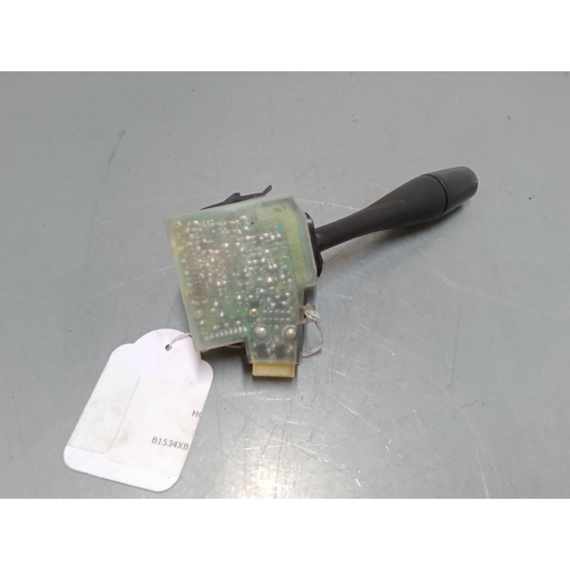 Recambio de mando luces para mitsubishi montero io i (h6_w, h7_w) 1.8 gdi (h66w, h76w) referencia OEM IAM    Recambio de mando luces para mitsubishi montero io i (h6_w, h7_w) 1.8 gdi (h66w, h76w) referencia OEM IAM