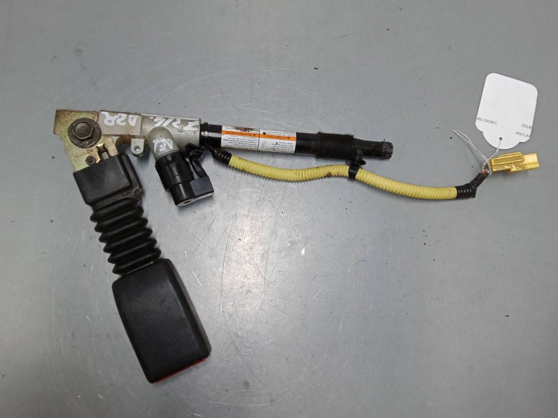 Recambio de anclaje con pretensor delantero derecho para honda cr-v ii (rd_) 2.0 (rd5) referencia OEM IAM    Recambio de anclaje con pretensor delantero derecho para honda cr-v ii (rd_) 2.0 (rd5) referencia OEM IAM