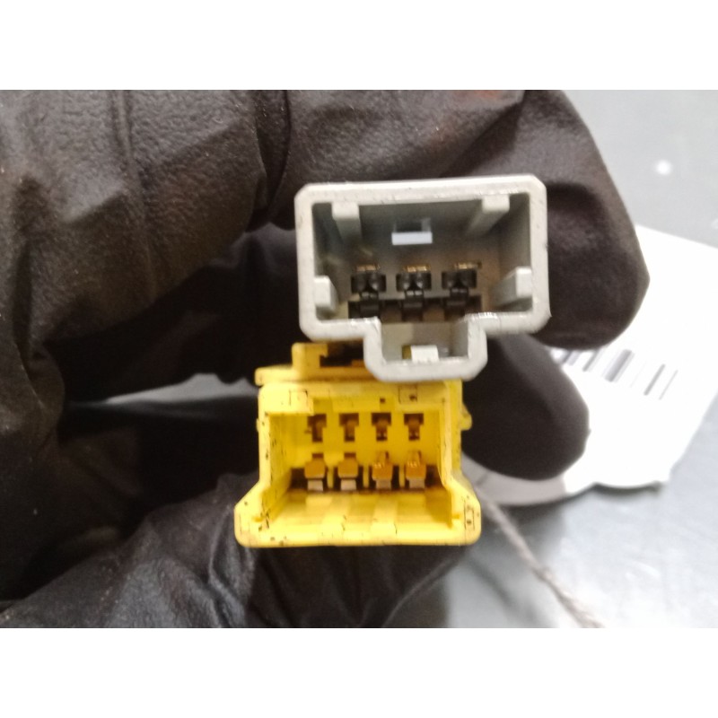 Recambio de anclaje con pretensor delantero izquierdo para honda cr-v ii (rd_) 2.0 (rd5) referencia OEM IAM    Recambio de anclaje con pretensor delantero izquierdo para honda cr-v ii (rd_) 2.0 (rd5) referencia OEM IAM