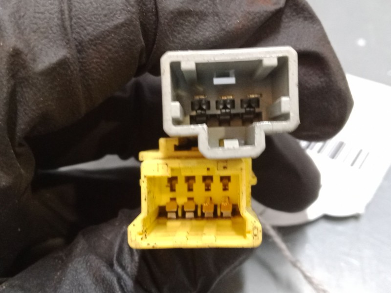 Recambio de anclaje con pretensor delantero izquierdo para honda cr-v ii (rd_) 2.0 (rd5) referencia OEM IAM    Recambio de anclaje con pretensor delantero izquierdo para honda cr-v ii (rd_) 2.0 (rd5) referencia OEM IAM