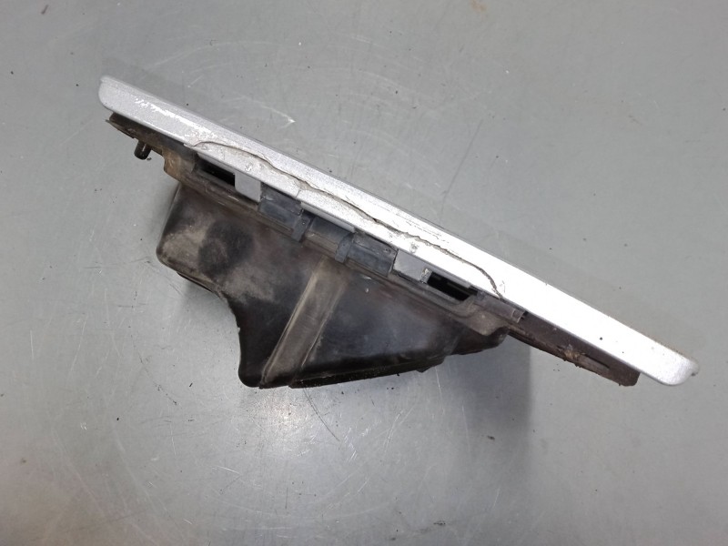 Recambio de tapa exterior combustible para peugeot box bus17 l4h2 160 box bus17 l4h2 160 referencia OEM IAM   