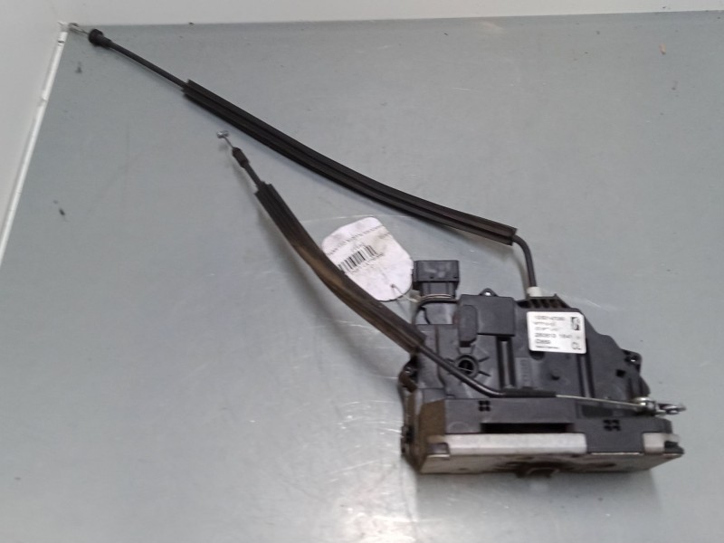 Recambio de cerradura puerta delantera derecha para peugeot box bus17 l4h2 160 box bus17 l4h2 160 referencia OEM IAM   