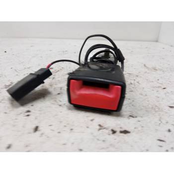 ANCLAJE CINTURON DELANTERO DERECHO 34133044F 