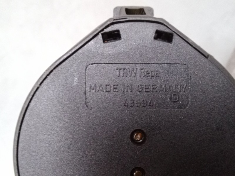 Recambio de cinturon seguridad delantero derecho para ford galaxy i (wgr) 1.9 tdi referencia OEM IAM 7M0857706C  