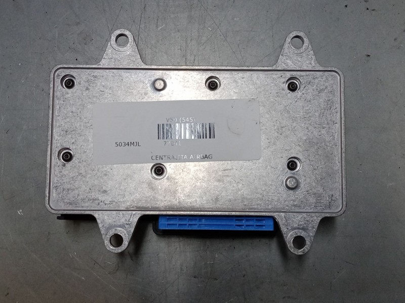 Recambio de centralita airbag para volvo v50 (545) 2.4 referencia OEM IAM 8697679  