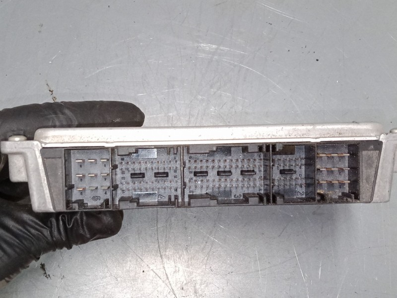 Recambio de centralita motor uce para bmw 3 (e46) 316 i referencia OEM IAM 0261209007   Recambio de centralita motor uce para bmw 3 (e46) 316 i referencia OEM IAM 0261209007