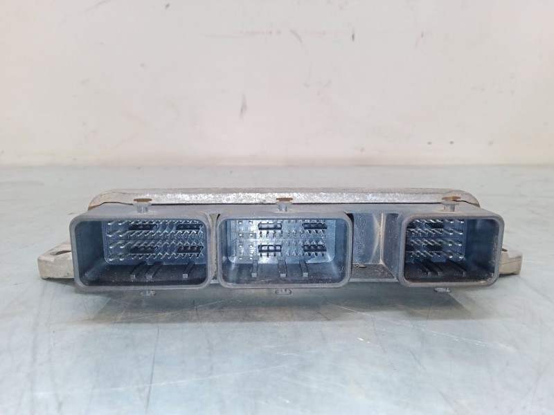 Recambio de centralita motor uce para renault grand scénic ii (jm0/1_) 1.6 referencia OEM IAM 8200376474   Recambio de centralita motor uce para renault grand scénic ii (jm0/1_) 1.6 referencia OEM IAM 8200376474