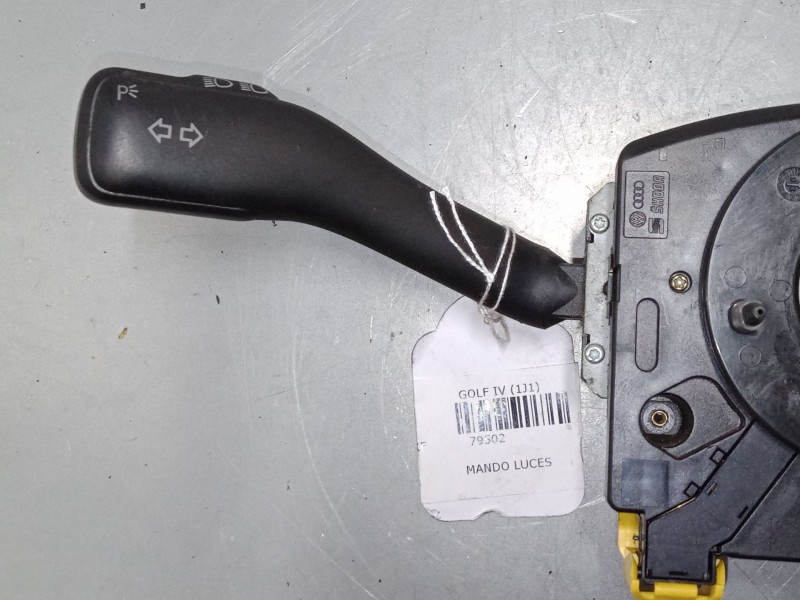 Recambio de mando luces para volkswagen golf iv (1j1) 1.9 tdi 4motion referencia OEM IAM CZKO301202032   Recambio de mando luces para volkswagen golf iv (1j1) 1.9 tdi 4motion referencia OEM IAM CZKO301202032