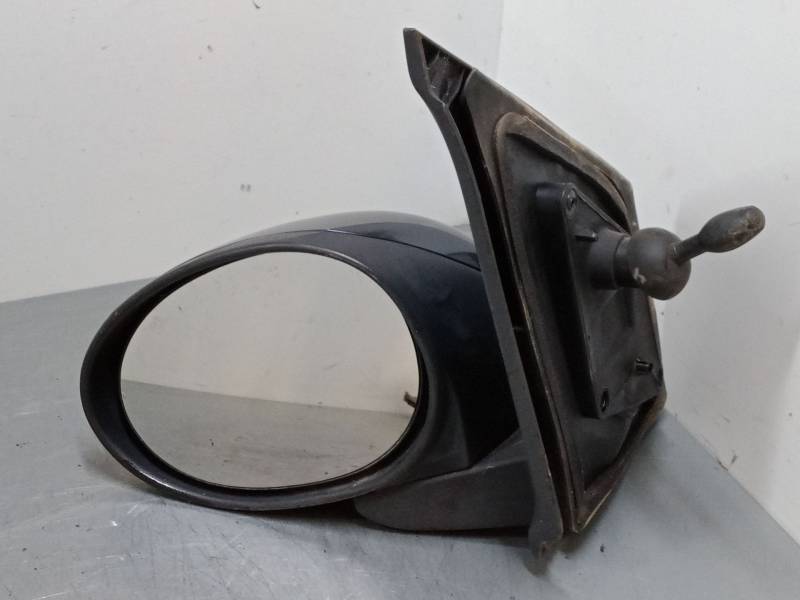 RETROVISOR IZQUIERDO 