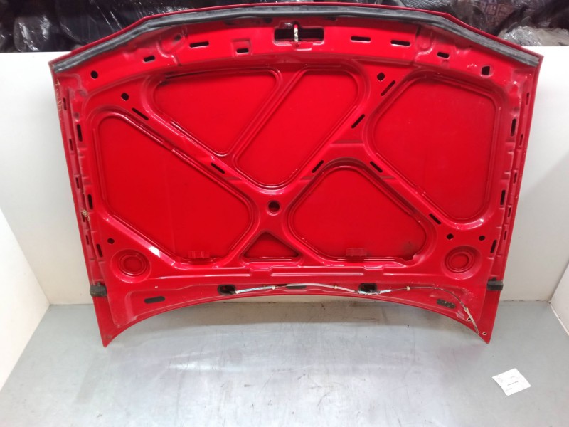 Recambio de capo para volkswagen golf iii (1h1) 2.0 referencia OEM IAM    Recambio de capo para volkswagen golf iii (1h1) 2.0 referencia OEM IAM