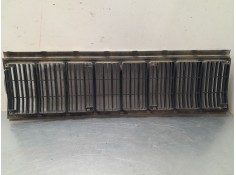 Recambio de rejillas capo para jeep cherokee referencia OEM IAM    2