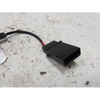 ANCLAJE CINTURON DELANTERO IZQUIERDO 34147663F 