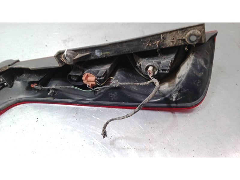 Recambio de piloto trasero derecho para nissan note (e11, ne11) 1.5 dci referencia OEM IAM    Recambio de piloto trasero derecho para nissan note (e11, ne11) 1.5 dci referencia OEM IAM