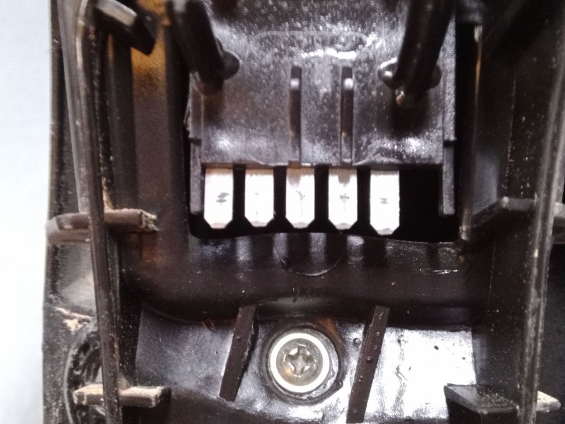 Recambio de piloto trasero izquierdo para opel corsa c (x01) 1.4 (f08, f68) referencia OEM IAM    Recambio de piloto trasero izquierdo para opel corsa c (x01) 1.4 (f08, f68) referencia OEM IAM