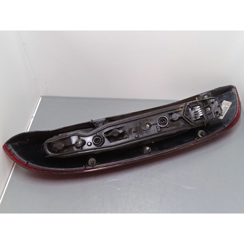 Recambio de piloto trasero derecho para opel corsa c (x01) 1.4 (f08, f68) referencia OEM IAM    Recambio de piloto trasero derecho para opel corsa c (x01) 1.4 (f08, f68) referencia OEM IAM