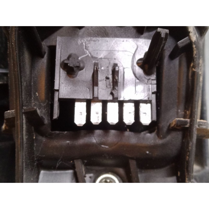 Recambio de piloto trasero derecho para opel corsa c (x01) 1.4 (f08, f68) referencia OEM IAM    Recambio de piloto trasero derecho para opel corsa c (x01) 1.4 (f08, f68) referencia OEM IAM