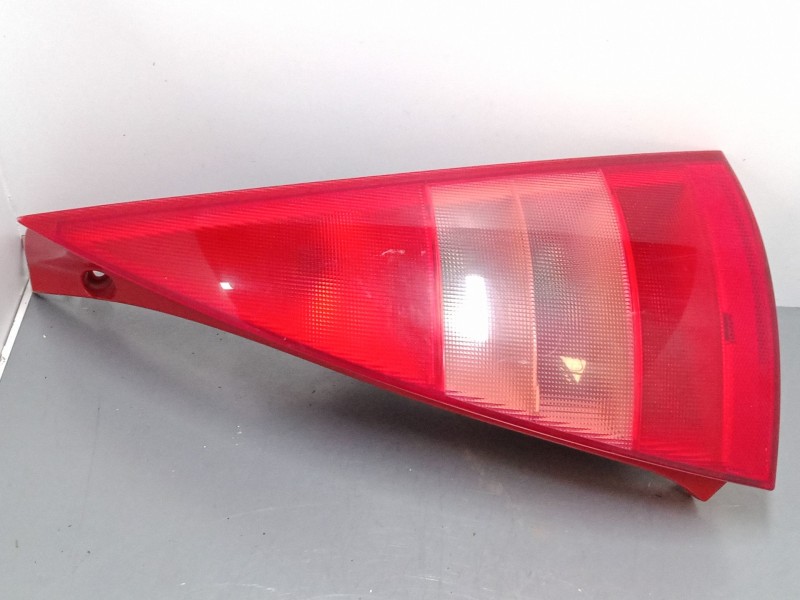 Recambio de piloto trasero derecho para citroën c3 i (fc_, fn_) 1.4 hdi referencia OEM IAM    Recambio de piloto trasero derecho para citroën c3 i (fc_, fn_) 1.4 hdi referencia OEM IAM