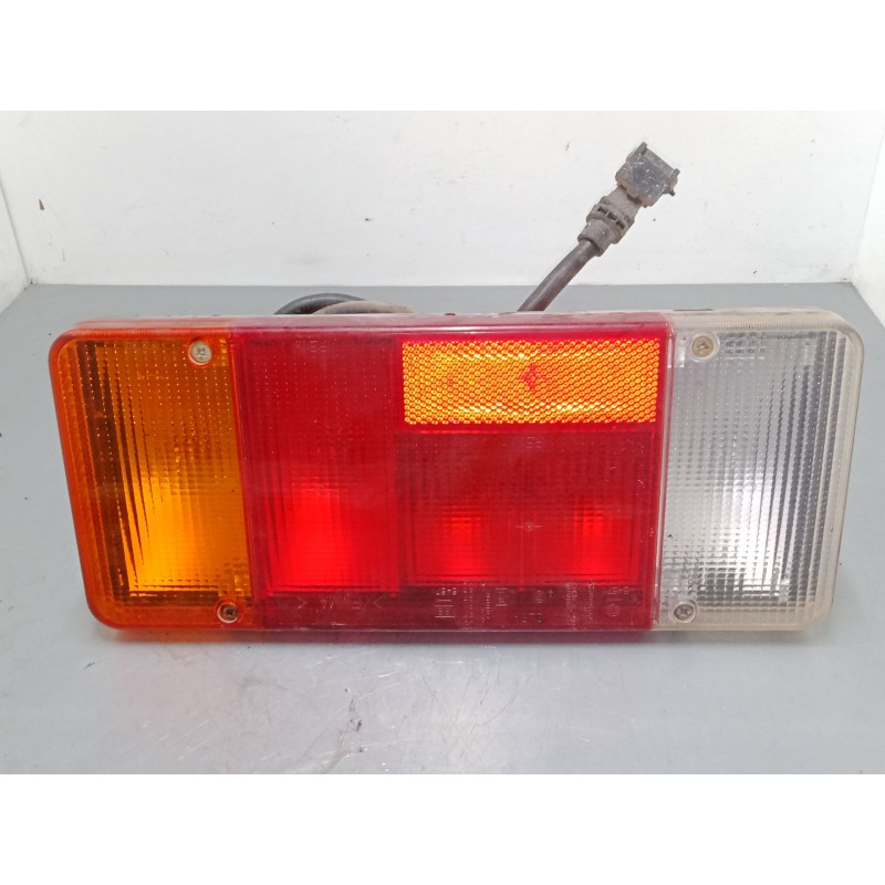Recambio de piloto trasero derecho para renault master ii caja/chasis (ed/hd/ud) 2.5 dci 120 referencia OEM IAM   