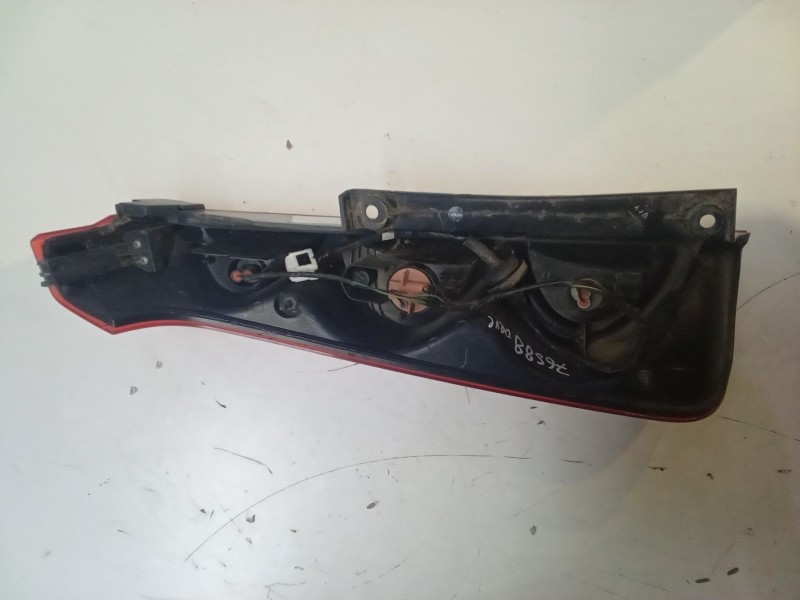 Recambio de piloto trasero derecho para nissan note (e11, ne11) 1.6 referencia OEM IAM   