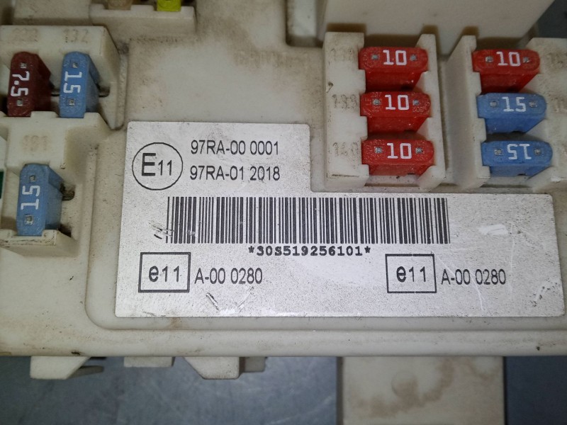 Recambio de caja reles / fusibles para ford focus ii (da_, hcp, dp) 1.8 tdci referencia OEM IAM 7M5T14A073FB  
