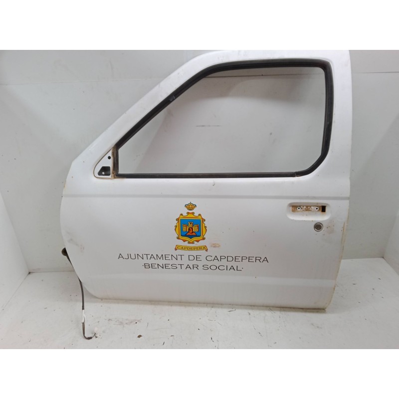 Recambio de puerta delantera izquierda para nissan pick up (d22) 2.5 d referencia OEM IAM   