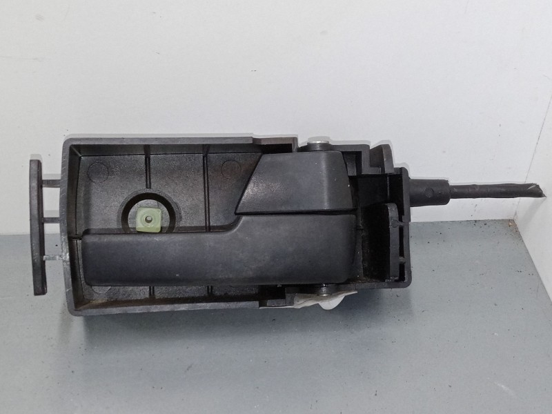 Recambio de maneta interior puerta delantera derecha para ford tourneo connect 1.8 tdci referencia OEM IAM    Recambio de maneta interior puerta delantera derecha para ford tourneo connect 1.8 tdci referencia OEM IAM