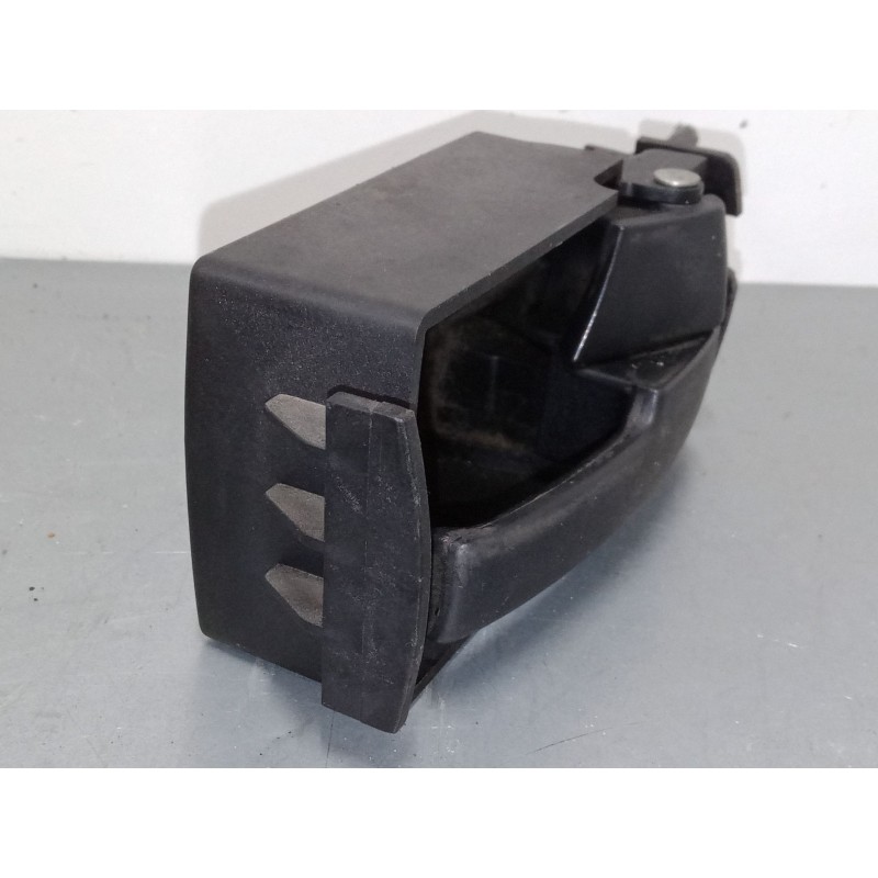 Recambio de maneta interior puerta delantera derecha para ford tourneo connect 1.8 tdci referencia OEM IAM    Recambio de maneta interior puerta delantera derecha para ford tourneo connect 1.8 tdci referencia OEM IAM