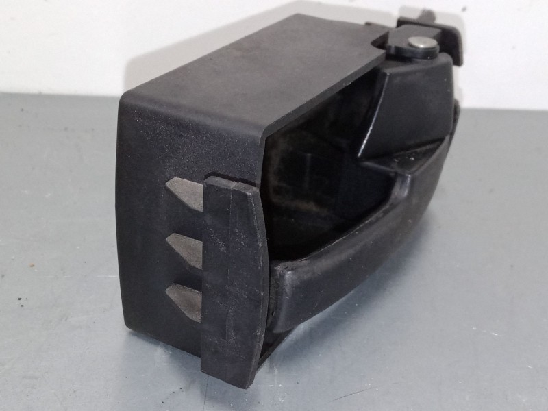 Recambio de maneta interior puerta delantera derecha para ford tourneo connect 1.8 tdci referencia OEM IAM    Recambio de maneta interior puerta delantera derecha para ford tourneo connect 1.8 tdci referencia OEM IAM