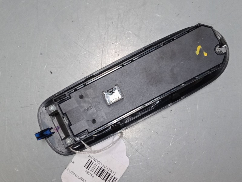 Recambio de mando elevalunas delantero izquierdo para ford mondeo iv (ba7) 1.8 tdci referencia OEM IAM 7S7T14A132AB  