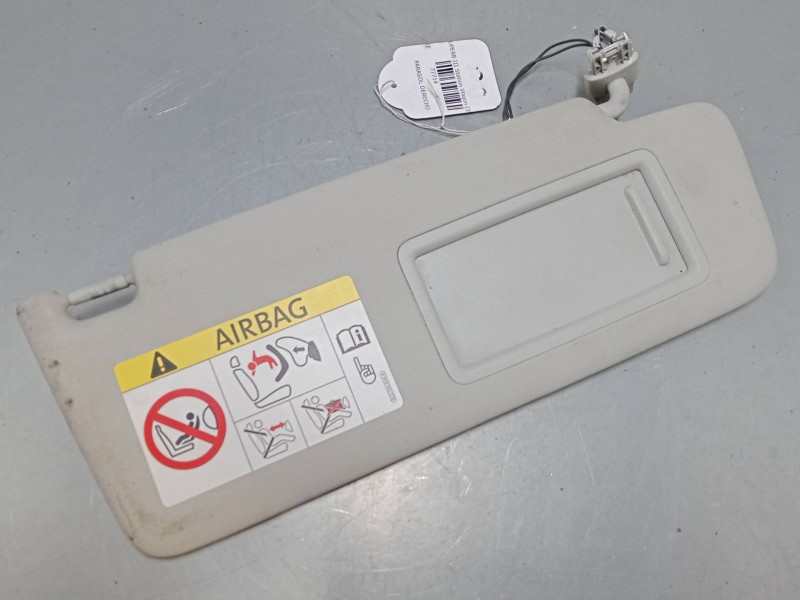 Recambio de parasol derecho para skoda superb iii station wagon (3v5) 2.0 tdi referencia OEM IAM    Recambio de parasol derecho para skoda superb iii station wagon (3v5) 2.0 tdi referencia OEM IAM