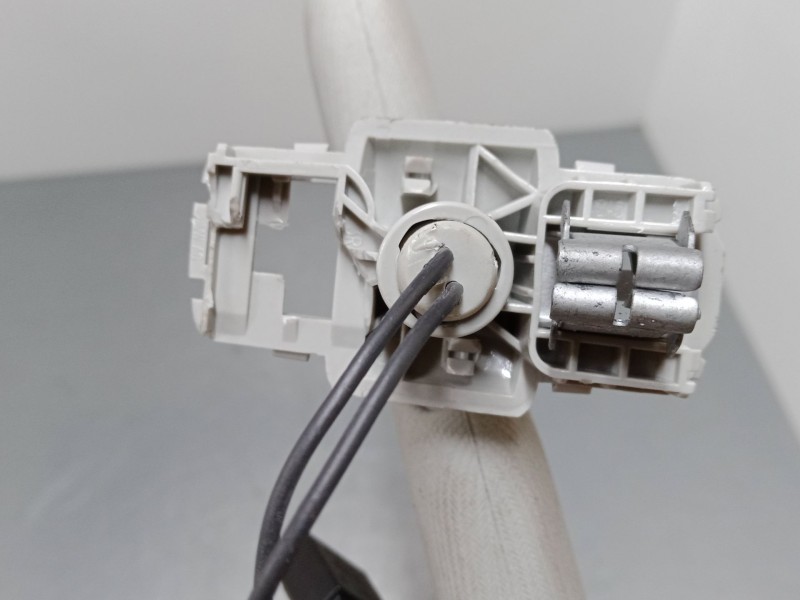 Recambio de parasol derecho para skoda superb iii station wagon (3v5) 2.0 tdi referencia OEM IAM    Recambio de parasol derecho para skoda superb iii station wagon (3v5) 2.0 tdi referencia OEM IAM