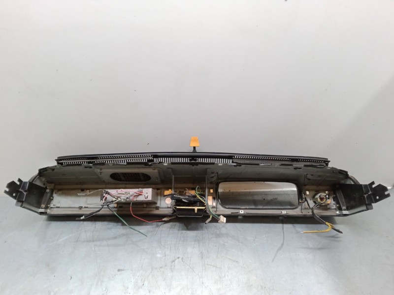 Recambio de salpicadero para renault 12 variable (117_, 133_) 1.3 (1170) referencia OEM IAM    Recambio de salpicadero para renault 12 variable (117_, 133_) 1.3 (1170) referencia OEM IAM