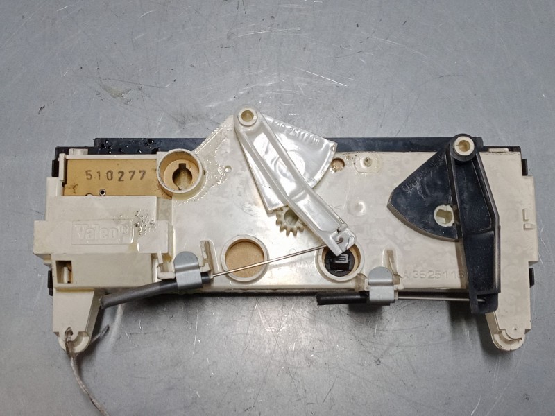 Recambio de mando calefaccion / a/a para renault master ii caja/chasis (ed/hd/ud) 2.5 dci 120 referencia OEM IAM 133761F  101052