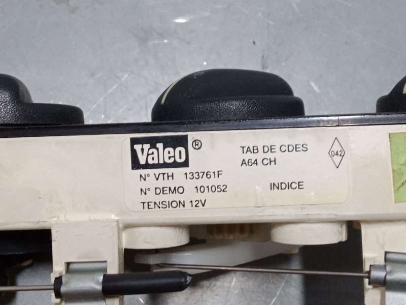 Recambio de mando calefaccion / a/a para renault master ii caja/chasis (ed/hd/ud) 2.5 dci 120 referencia OEM IAM 133761F  101052
