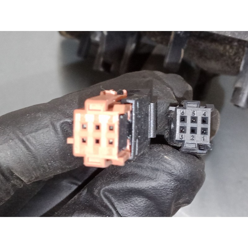 Recambio de retrovisor electrico izquierdo para citroën c3 i (fc_, fn_) 1.4 hdi referencia OEM IAM    Recambio de retrovisor electrico izquierdo para citroën c3 i (fc_, fn_) 1.4 hdi referencia OEM IAM