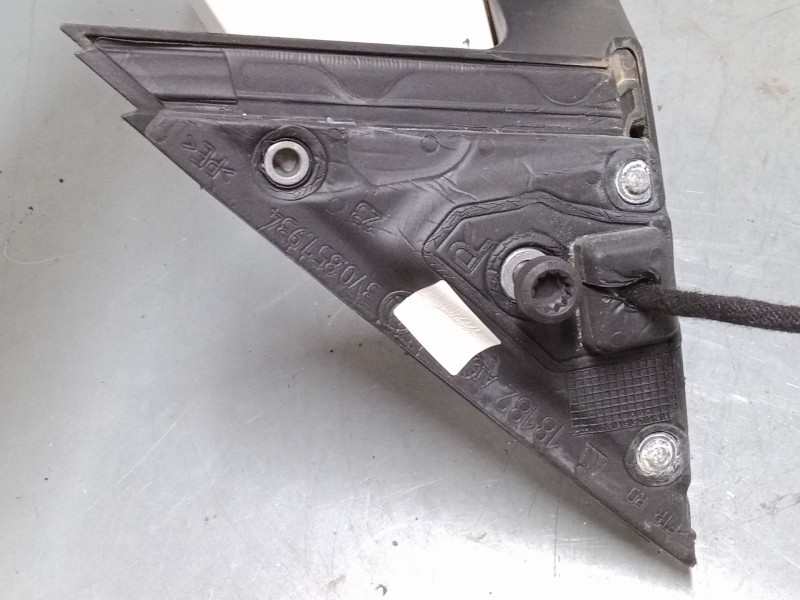 Recambio de retrovisor electrico derecho para skoda superb iii station wagon (3v5) 2.0 tdi referencia OEM IAM    Recambio de retrovisor electrico derecho para skoda superb iii station wagon (3v5) 2.0 tdi referencia OEM IAM